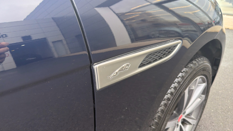 Jaguar F-Pace 2.0 P400e SE 5dr Auto AWD Estate